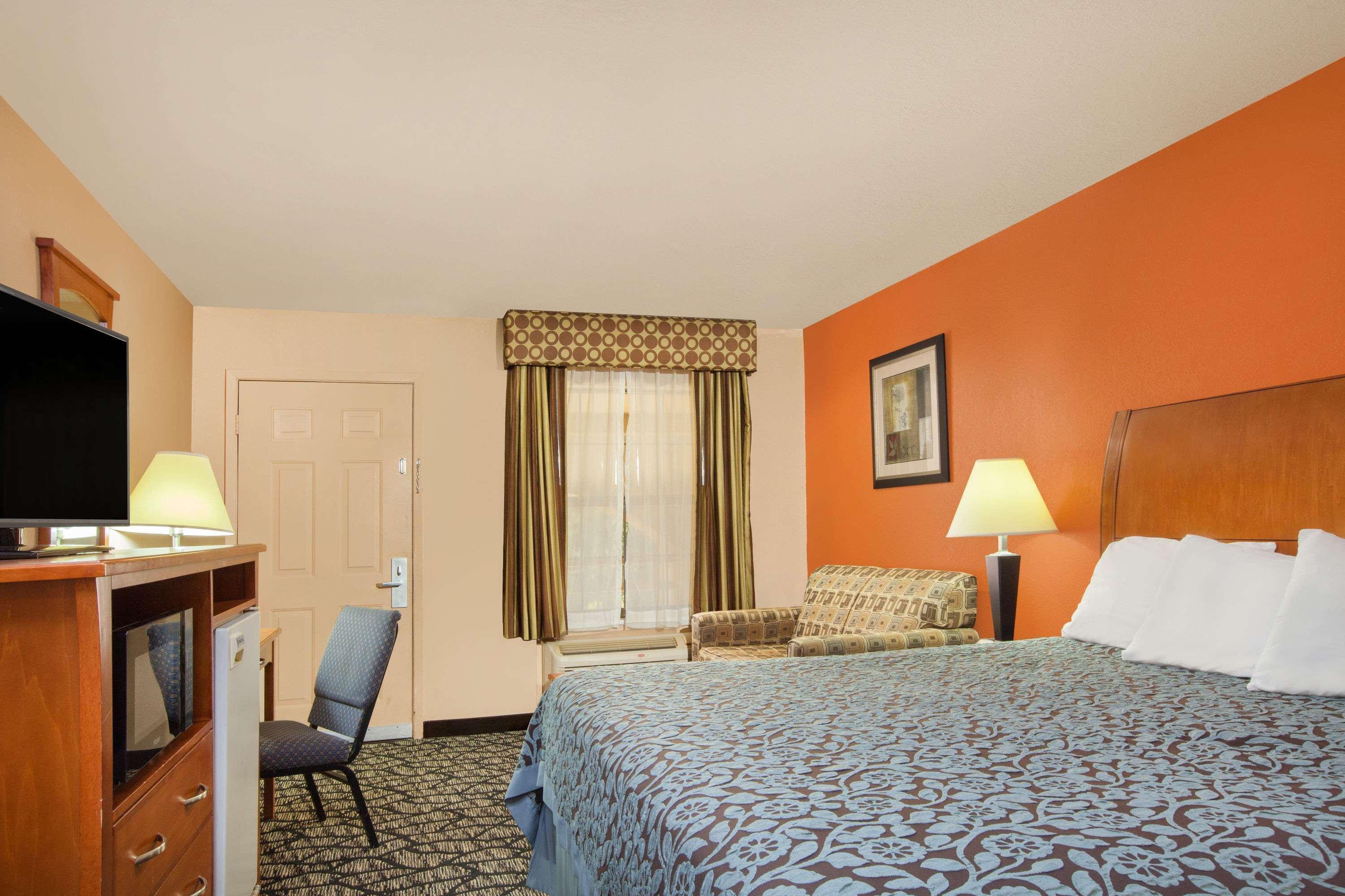 Days Inn By Wyndham Centerville Exterior foto